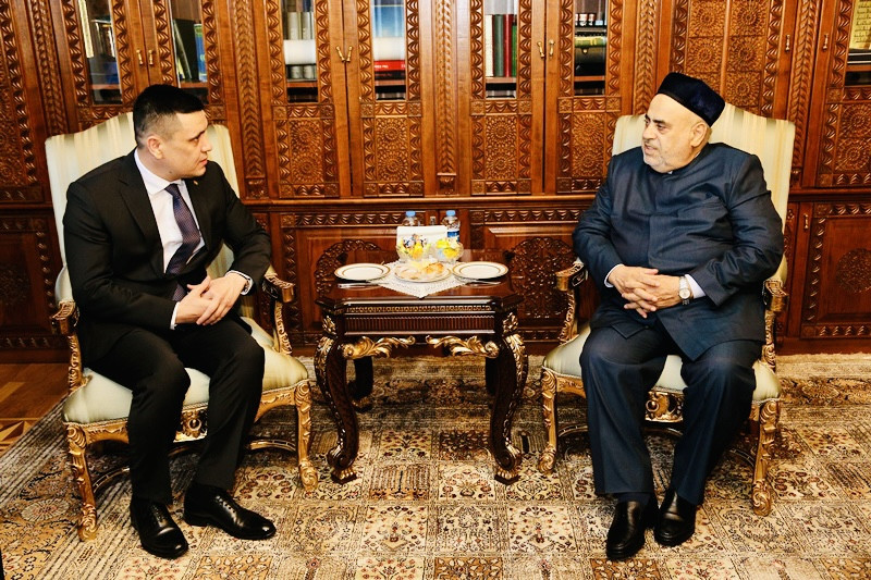 Şeyx Türkmənistan səfiri ilə görüşüb - FOTO