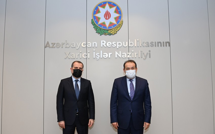 Ceyhun Bayramov Bağdad Amreyevlə danışıqlar apardı