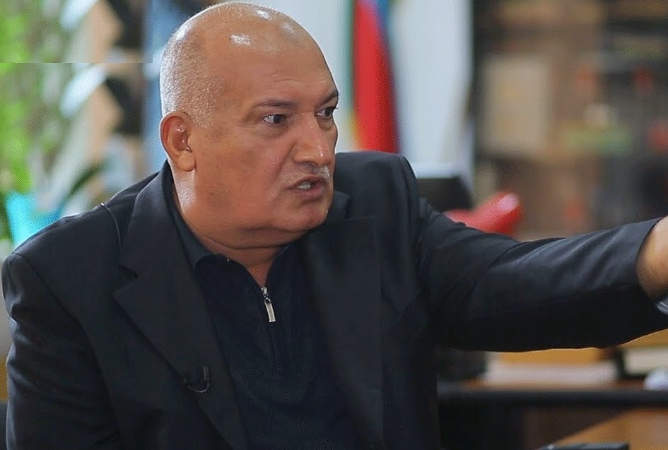 “Əslində namazı cinayətkarlar qılmalıdır” - Sərdar Cəlaloğlu