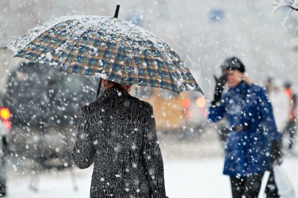 İntensiv qar yağacaq - Temperatur 8 dərəcə enəcək
