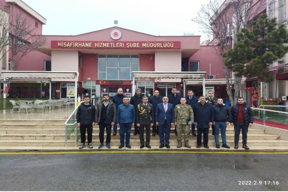 Səfirimiz Ankarada qazilərlə görüşdü