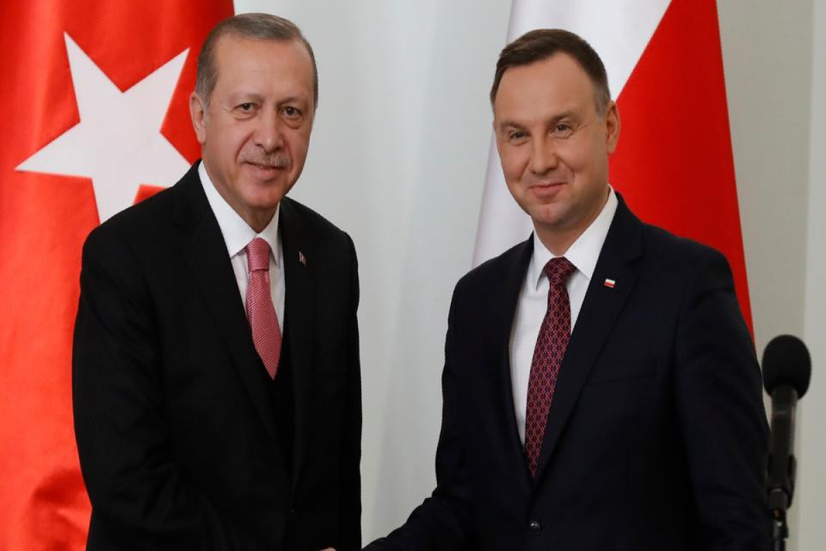 Ərdoğan polşalı həmkarı ilə Ukraynanı müzakirə etdi