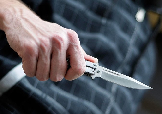 Məktəbdə iş yoldaşını öldürən 25 yaşlı kişi TUTULDU