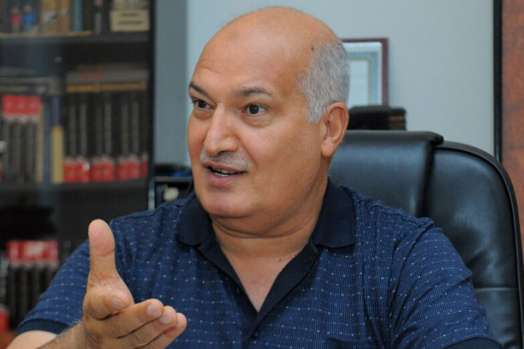 Avstriya Sərdar Cəlaloğlunu hökumətə işləməkdə ittiham etdi