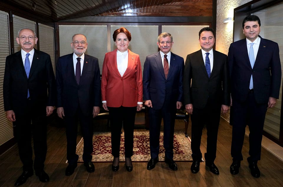 Türkiyənin 6 müxalif lideri bir araya gəldi