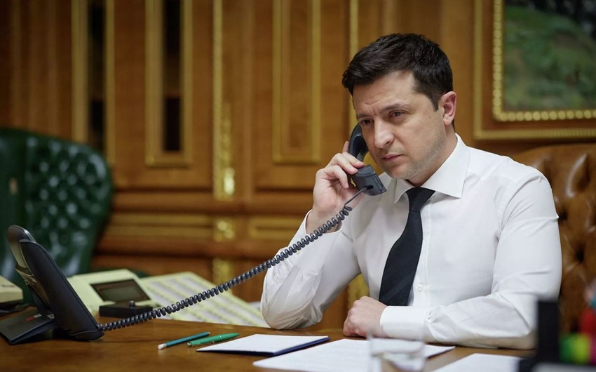 Zelenski Şarl Mişelə zəng etdi