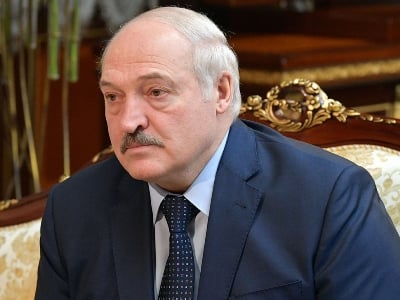 Lukaşenko Qərbi ittiham etdi: “Bu müharibə onlara lazımdır” 