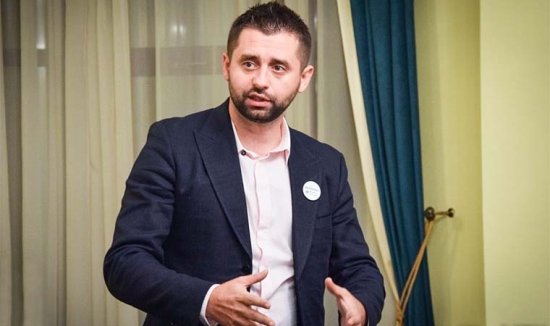 Ukrayna müharibə xəbərlərinə görə ayda 3 milyard itirir
