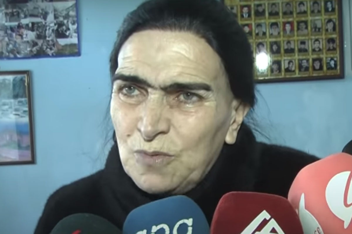 Müəllimi təhqir edən direktor işdən çıxarıldı