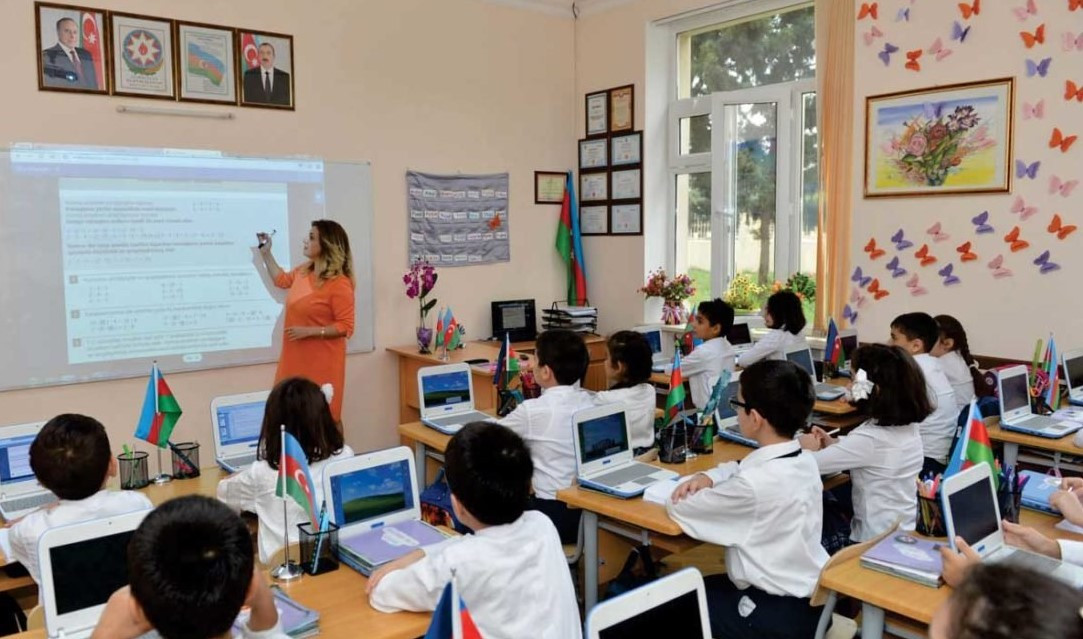 Müəllimlərin yerdəyişməsi MƏHDUDLAŞDIRILIR