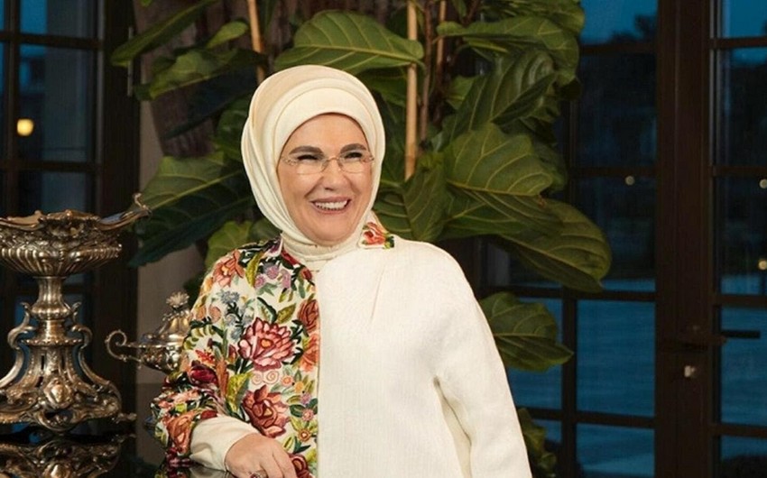 Əminə Ərdoğan koronavirusdan SAĞALDI