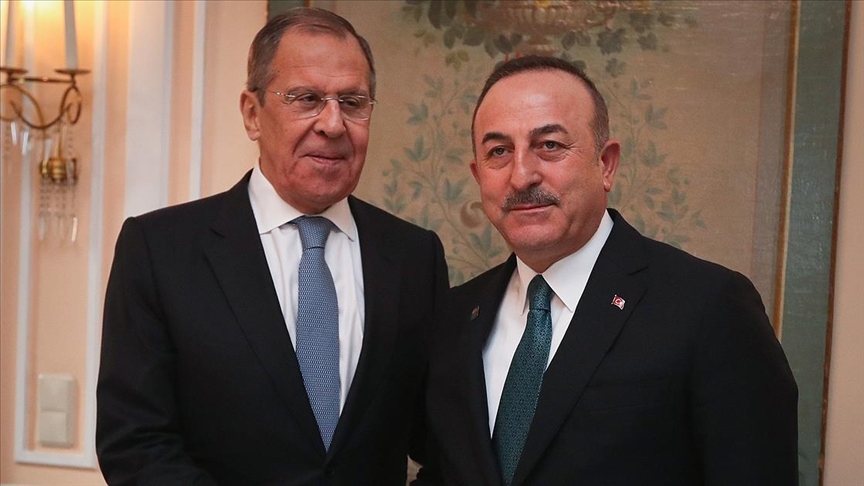 Lavrov və Çavuşoğlu Ukraynanı müzakirə edib