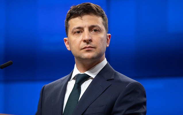 Zelenski diplomatlara “ölkədən getməyin” dedi