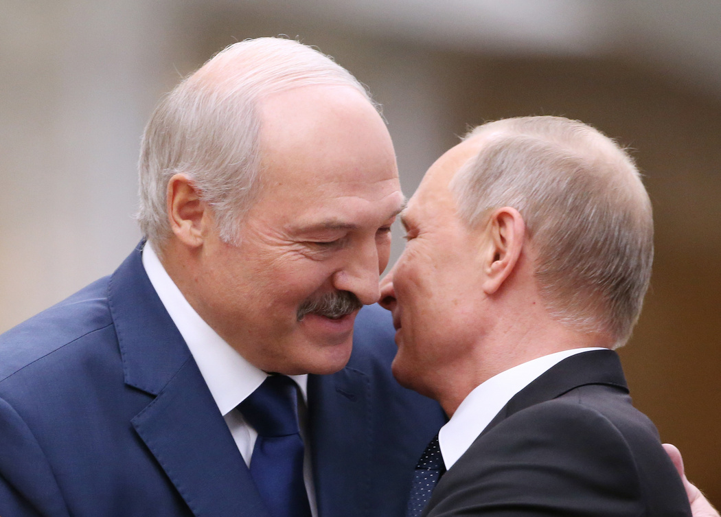 Lukaşenko Putinlə görüşə getdi