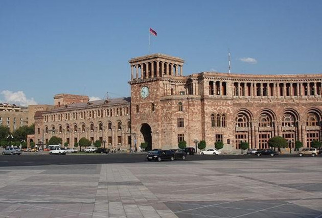 Ermənistanda prezident seçkilərin tarixi AÇIQLANDI