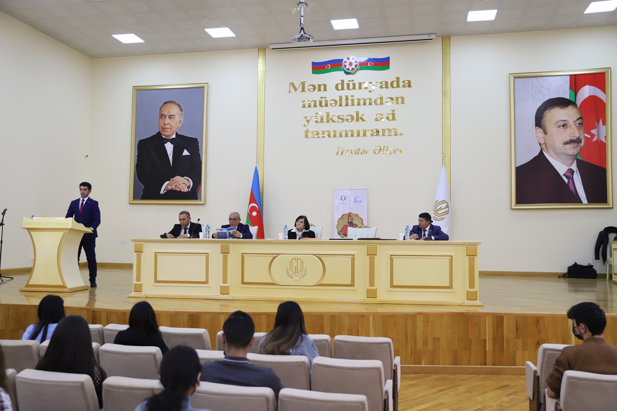 GDU-də Nizami Gəncəviyə həsr olunmuş tədbir keçirilib
