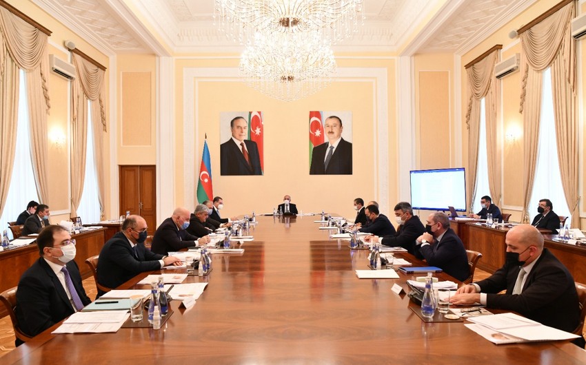Əli Əsədov nazirləri topladı, tapşırıqlar verdi