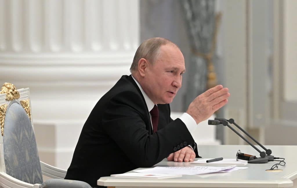 “Rusiya imperiyasının bərpası fərziyyədir” – Putindən CAVAB