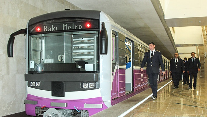 Metroda üç stansiyanın iş vaxtı uzadılır - SƏBƏB