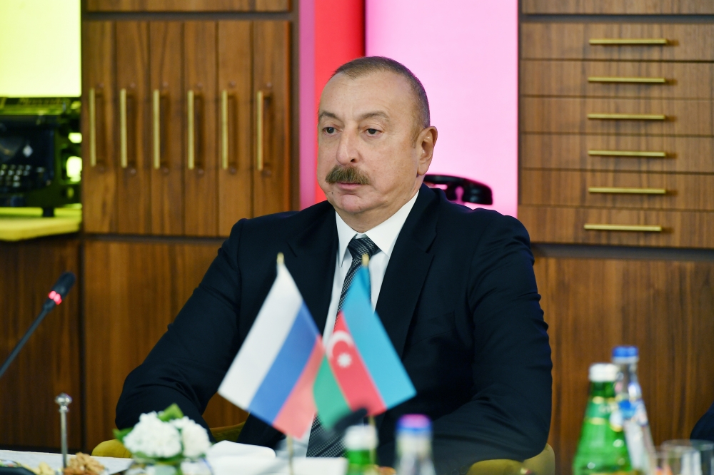İlham Əliyevin rusiyalı jurnalistlərlə görüşündən VİDEO