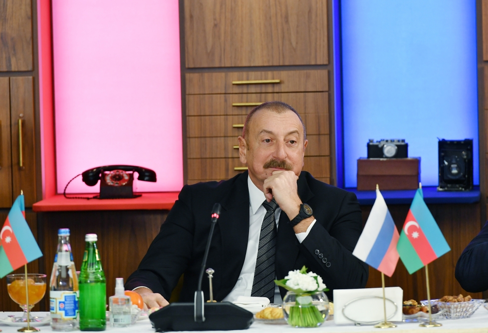 Prezident deputatların Ermənistana səfərindən DANIŞDI