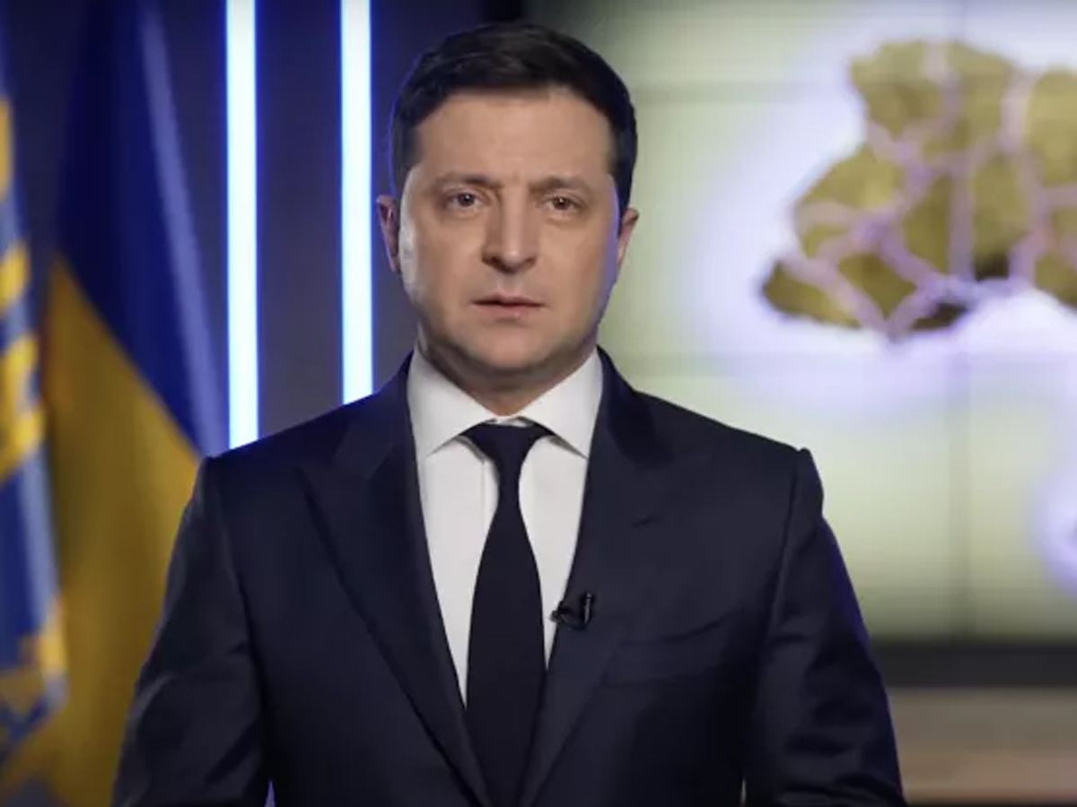 “Biz tək qaldıq, hamı qorxur” - Zelenski