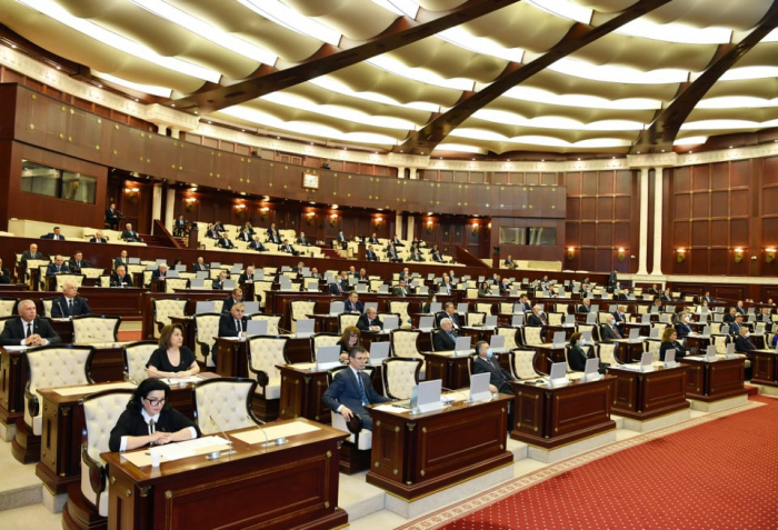 Deputatlar COVID-19 testindən keçəcəklər