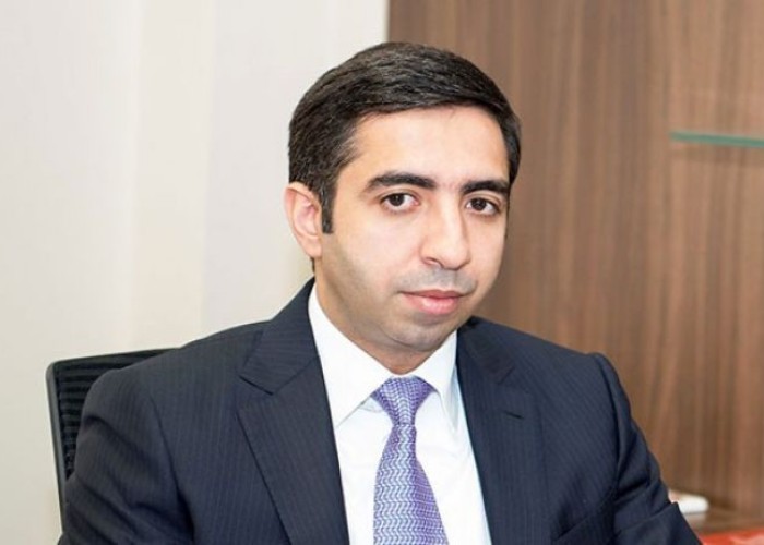 Zaur Əliyev həkimlərin şikayətinə münasibət bildirdi