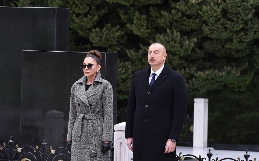 Prezident və birinci xanım nekroloq imzaladı