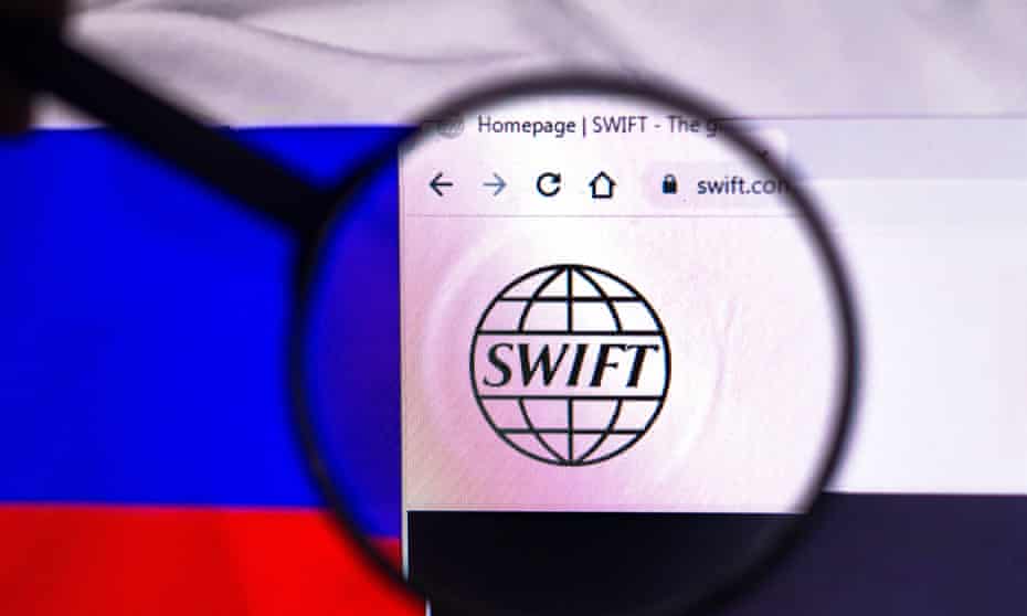 SWIFT-siz Rusiya nələri itirəcək? - İQTİSADÇI RƏYİ