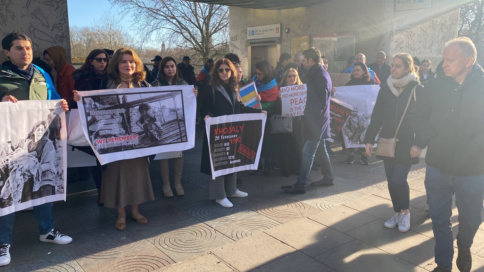 Londonda Xocalı yürüşü keçirildi