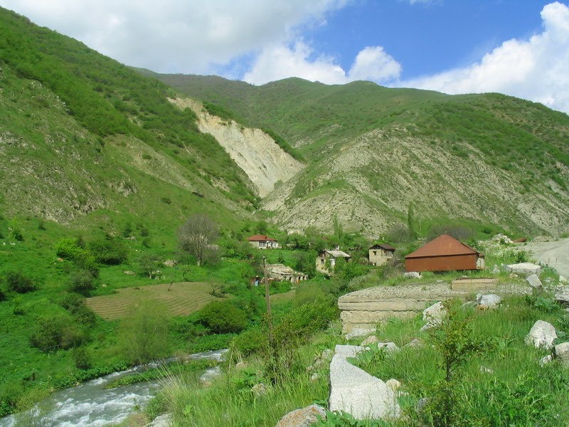“Gığı dərəsi”nin Şəhid Türk məzarları  