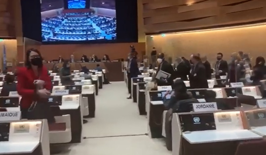 Deputatlar Lavrovu baykot etdilər - VİDEO