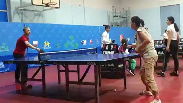 DGK əməkdaşı tennis yarışında qalib oldu - FOTOLAR