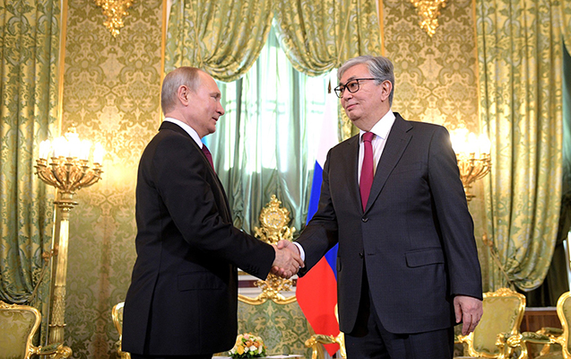 Putin Tokayevlə Ukraynanı müzakirə etdi