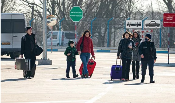 Ukraynadan 1 milyon nəfər qaçqın düşüb - BMT rəsmisi 