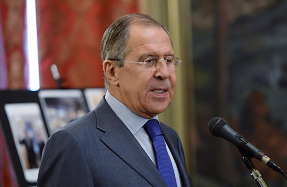 “Fransızlar tez-tez xoruzlanırlar” - Lavrov (VİDEO)