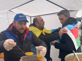 Lvovda soydaşlarımız üçün qida məntəqələri yaradılıb - FOTO
