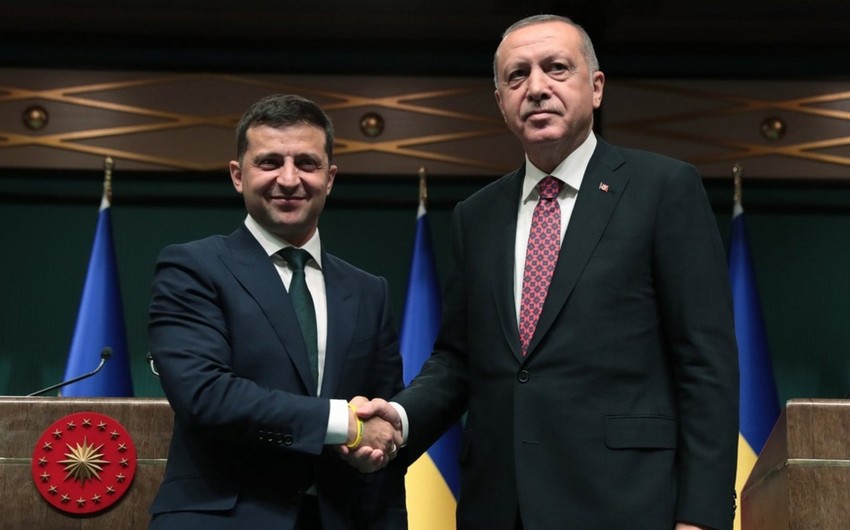 Zelenski Türkiyə lideri ilə danışıqlar APARDI