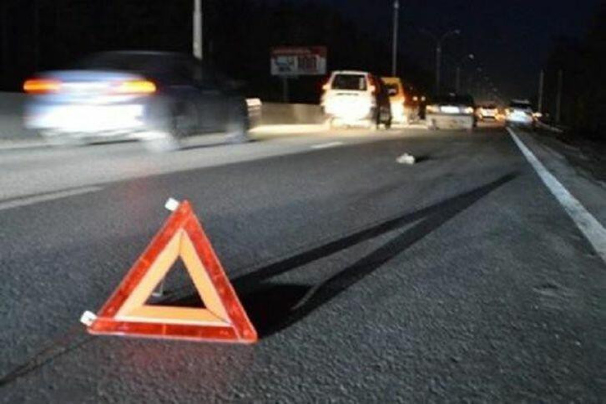 Bakıda ərlə arvadı maşın vurdu