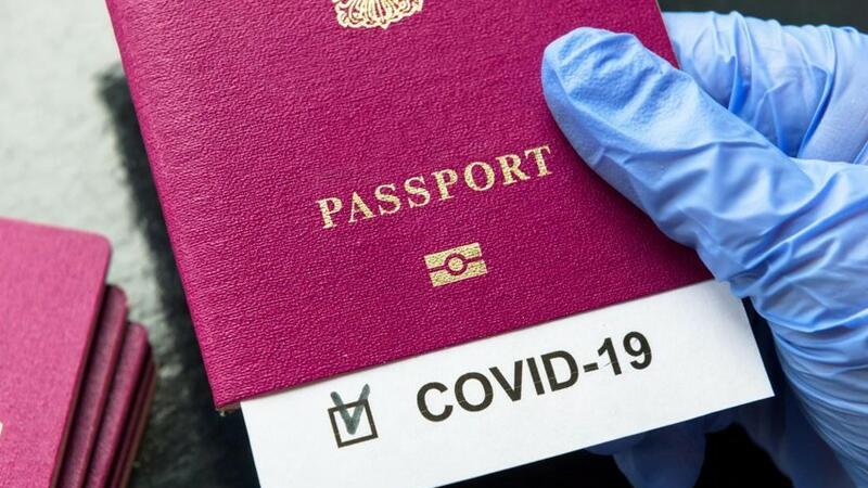 COVID pasportları da ləğv edilsin - Ekspertdən TƏKLİF 
