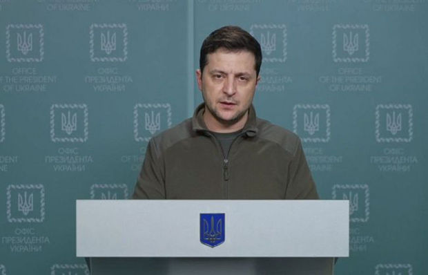 Zelenski Beynəlxalq Qırmızı Xaç Komitəsini ittiham etdi