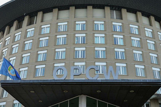 Rusiya diplomatlarının çıxışı zamanı Aİ nümayəndələri zalı tərk etdilər