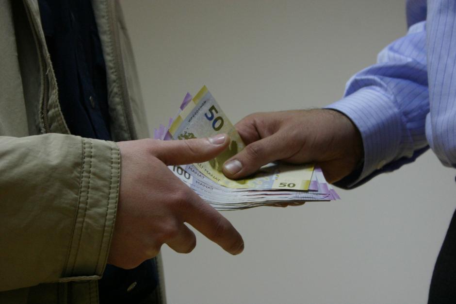 Korrupsiya işi: 73 nəfər cinayət başında tutulub