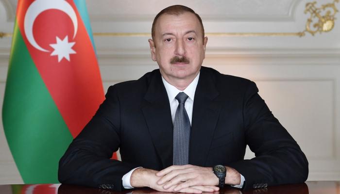 İlham Əliyev TÜRKSOY-un Baş katibini təltif etdi