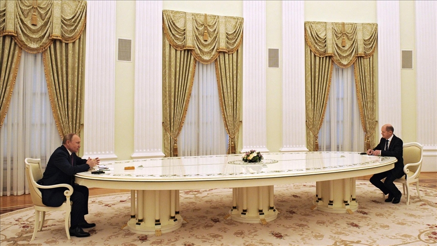 Putin Şoltsla Ukraynanı müzakirə etdi
