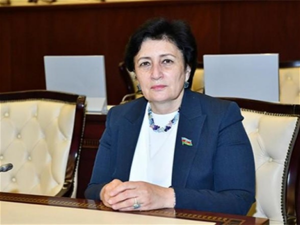 Deputata ağır itki üz verdi 