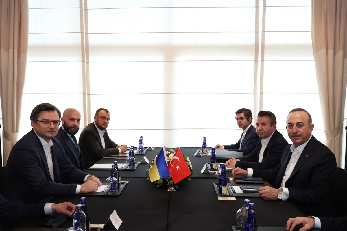 Türkiyə və Ukrayna XİN başçıları görüşdü