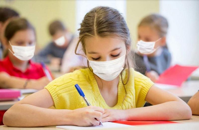 Ukraynadan gələnlər hansı məktəblərdə oxuyur? 