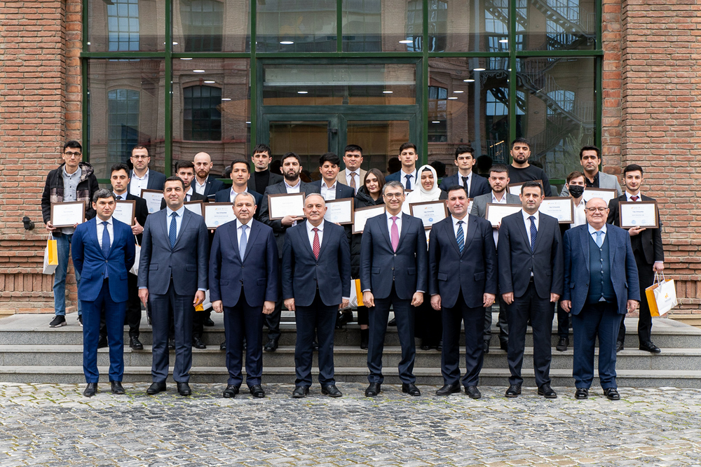 “AzerGold” qalibləri mükafatlandırdı